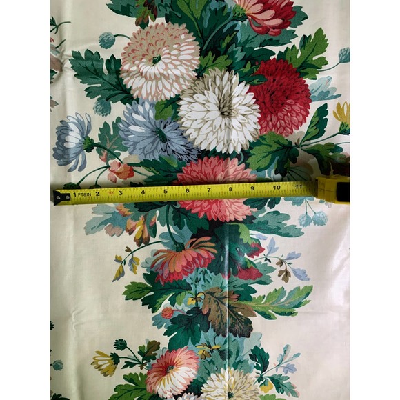 Upholstery Fabric Chrysanthemums 44" x 27" Vintage - Picture 2 of 5